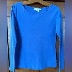 Boat neck tee. Deep periwinkle. Liz Claiborne. Small